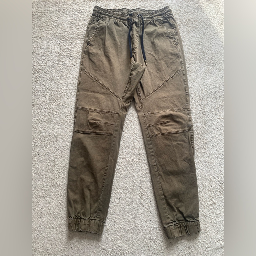 No Boundaries 32-34 Olive Green Joggers!